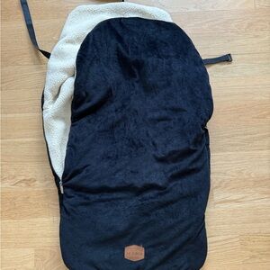 JJ Cole Black Toddler bunting